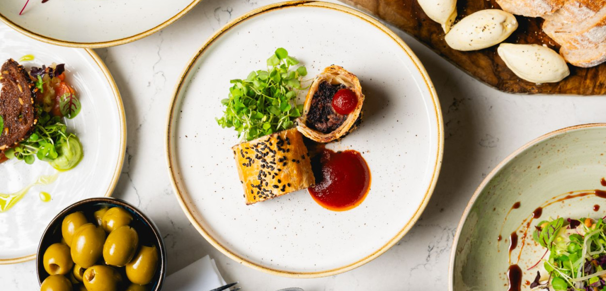 MANCHESTER BAR AND RESTAURANT