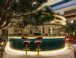 The Midland Hotel bar and lounge 