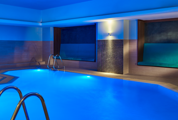 The Midland rena sap pool with relaxing lighting